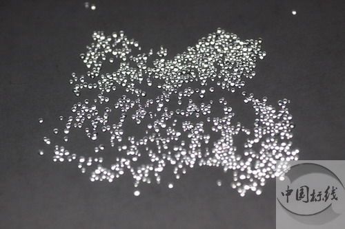 五峰金属表面处理厂喷砂玻璃微珠清理